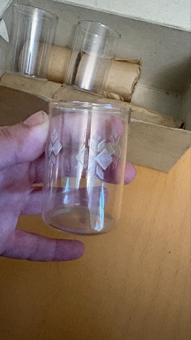 Стъклени руски нови чашки 8 бр.