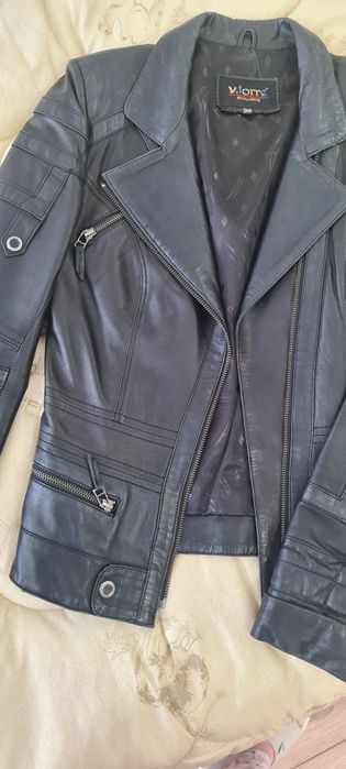 Продам кожаную куртку