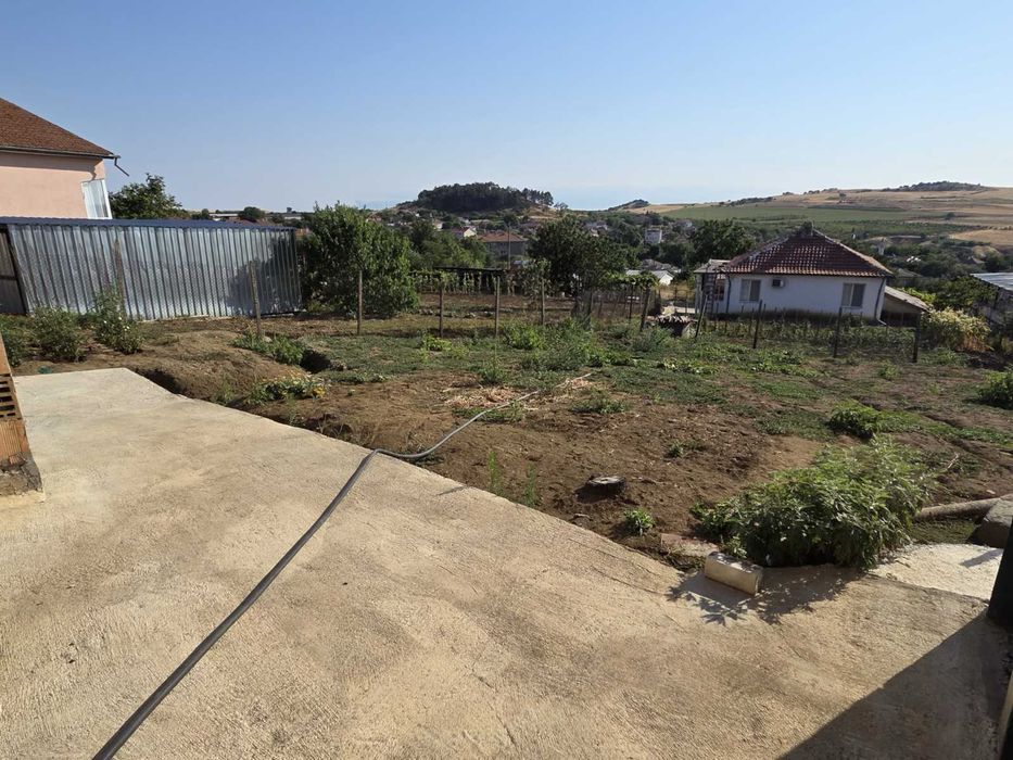 Продавам двуетажна къща в с. Пещерско, област Бургас. БЕЗ ПОСРЕДНИК!