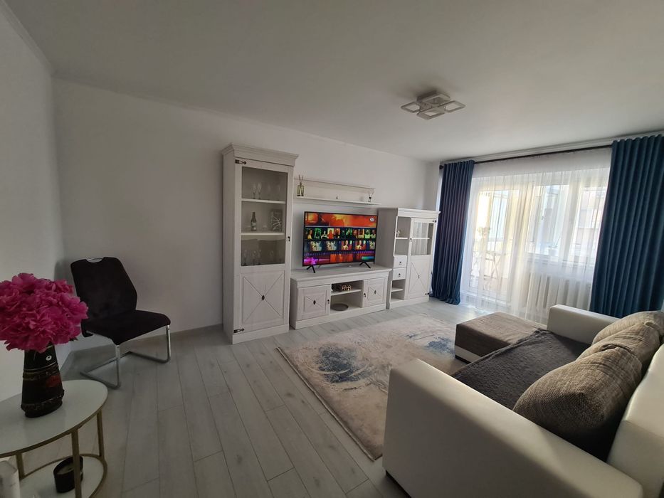 Apartament 2 camere decomandat , loc parcare , Calea severinului Viza vie de Auchan , Promenada , Dedeman