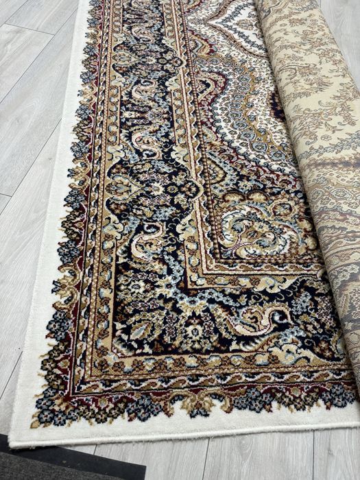 Продаю ковёр 3х4