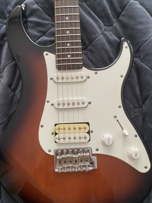 электрогитара Yamaha pac112j