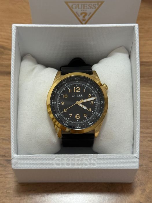 Часы мужские GUESS