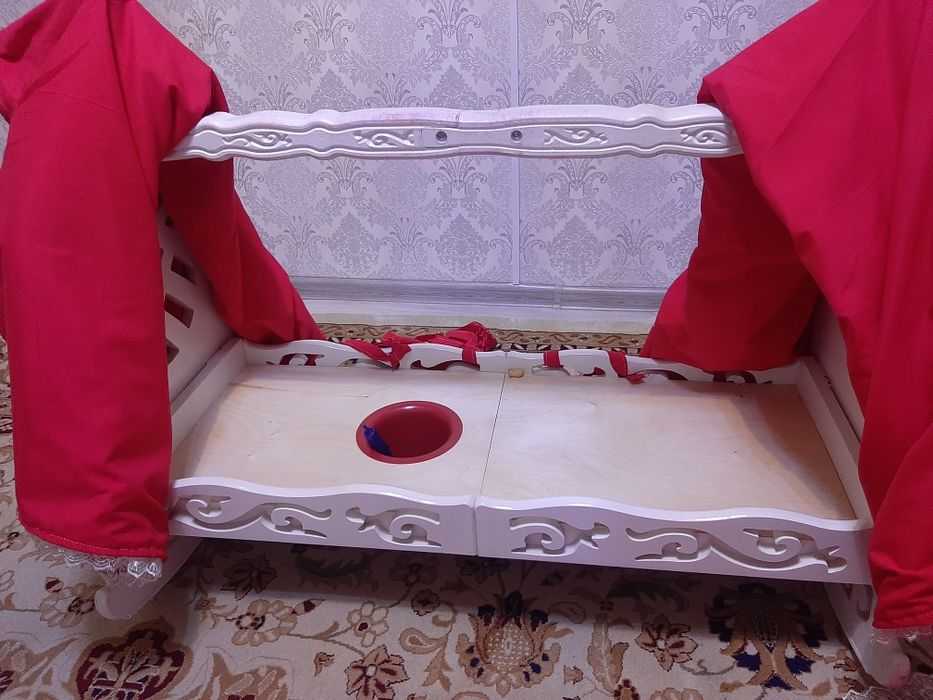 Продам бесик в отличном состоянии