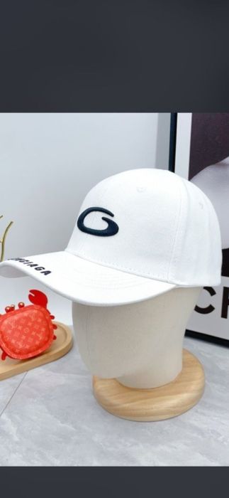 Șapcă Balenciaga model 2026, 7  modele, preț fix