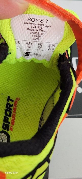 Кроссовки Skechers новые