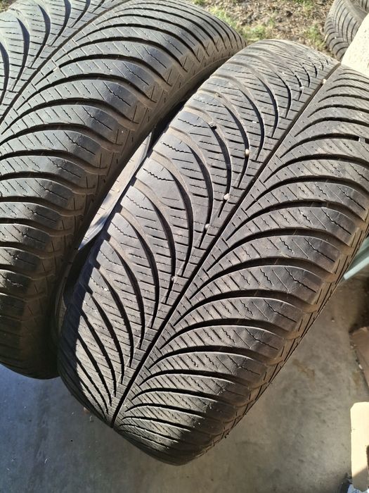 2 Anvelope All season 255 55 r19 Goodyear