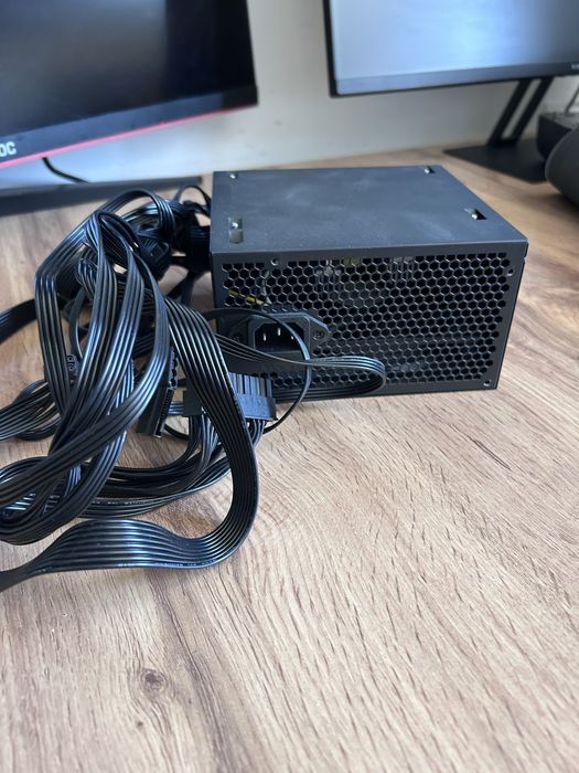 СРОЧНО продам Блок питания QMAX 500W