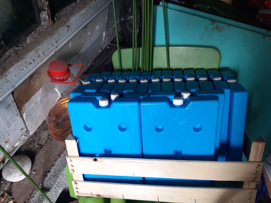 Контейнери за лед за хладилни чанти