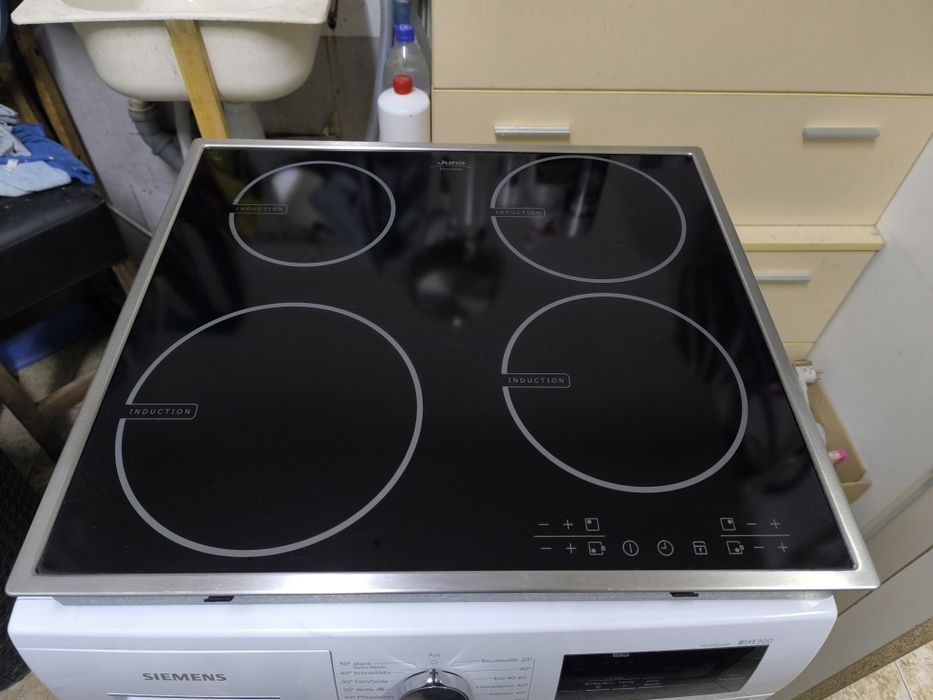 Индукционен плот Juno Electrolux AEG  - JHD 60020 X
