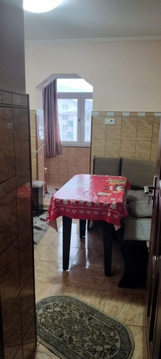 Vând apartament cu 2 camere