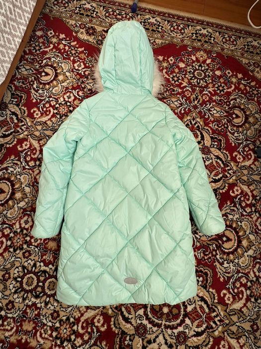Зимняя куртка на девочку