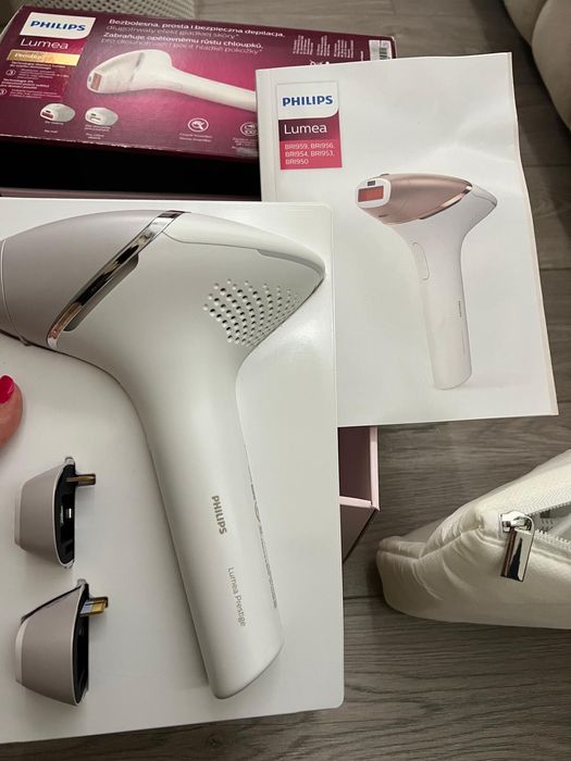 Фотоепилатор Philips Lumea Prestige IPL BRI953/00