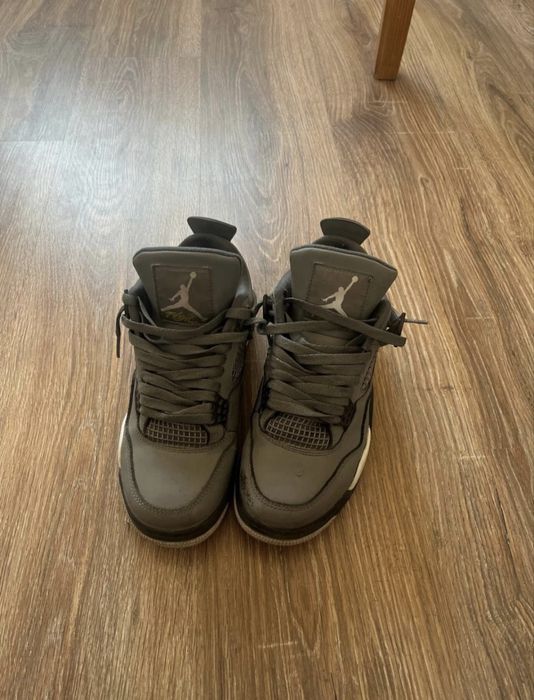 jordan 4 gray marimea 41