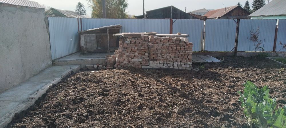 Отдам даром кирпич б/у