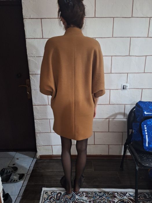 Продам пальто новое