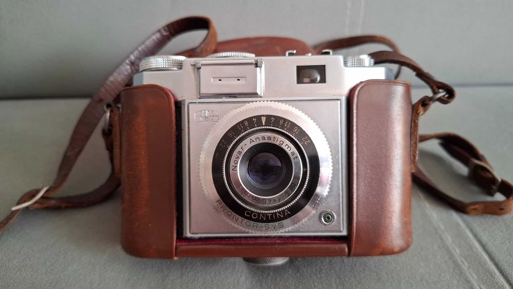 Aparat foto vintage Zeiss Ikon Contina IIa – obiectiv Novar 45mm f/3.5