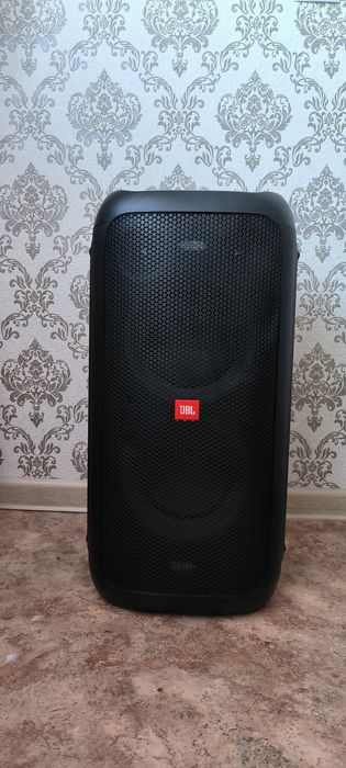 JBL Party box 100