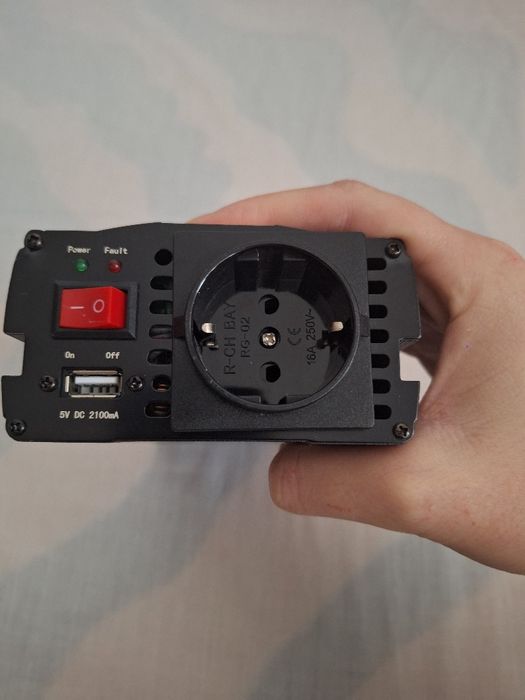 invertor de tensiune WELL