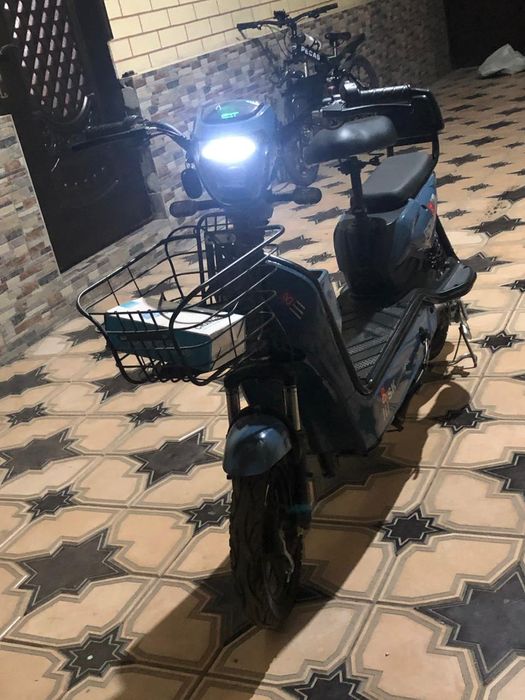 электронный скутер ск8