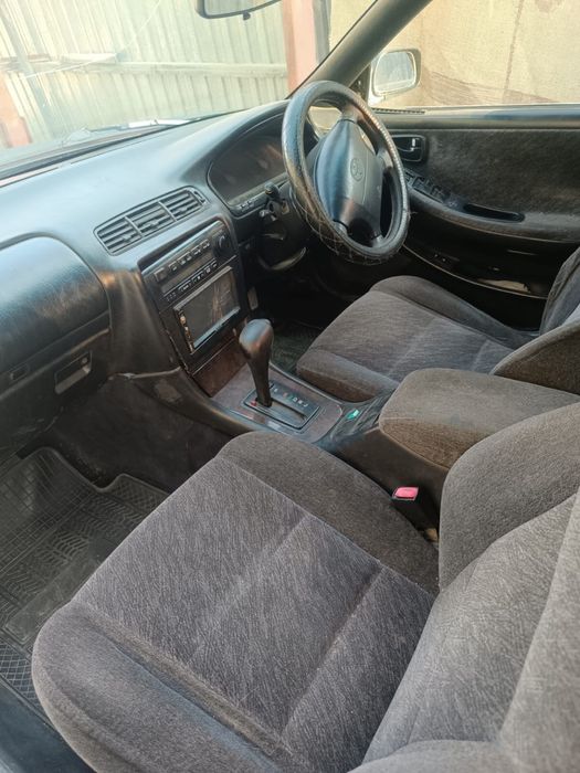 Срочно продаю машину