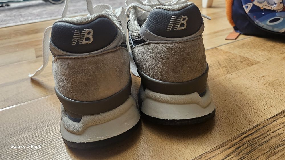 New Balance оригинал 42р