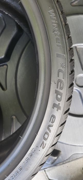 2 anvelope 235 35 19 hankook iarna 2018 7mm