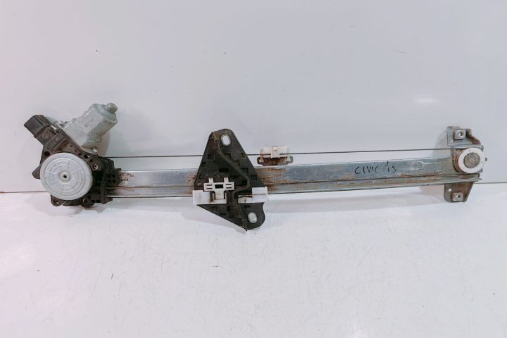 Macara  stanga spate cu motoras Honda Civic a 8-a generatie
