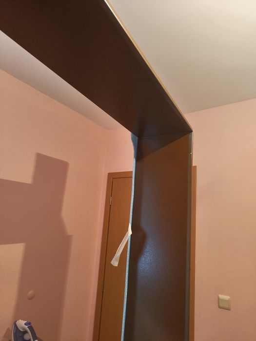 Декоративна метална каса за врата