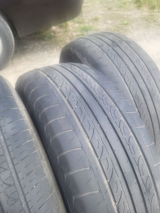 Продам летние резины 215/60 R16