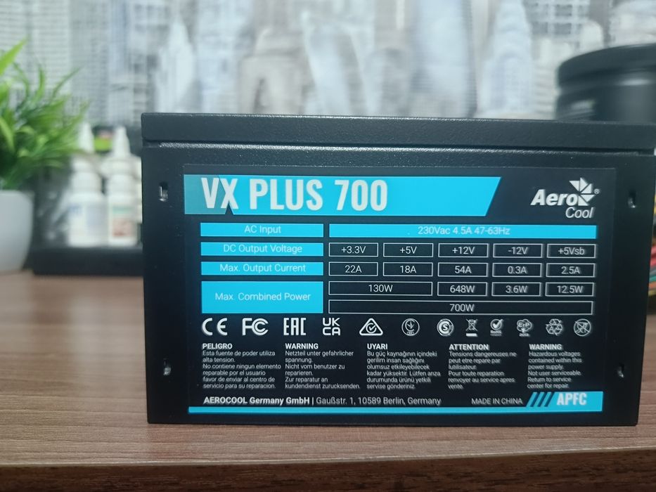 Блок питания AeroCool VX PLUS 700