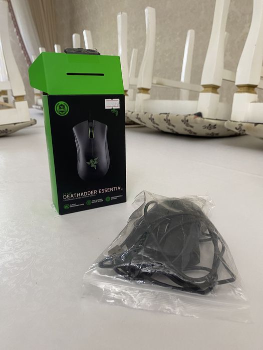 Мышка Razer DeathAdder Essential
