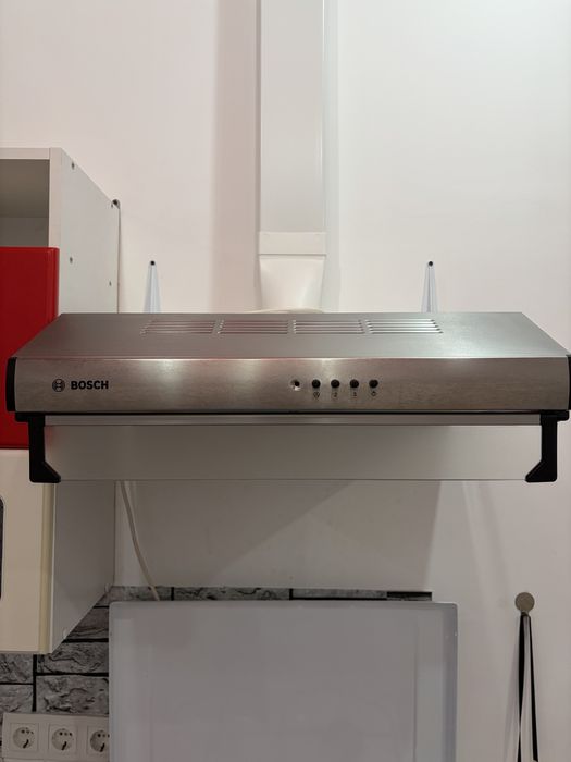 Вытяжка 60 см на 50 см Bosch