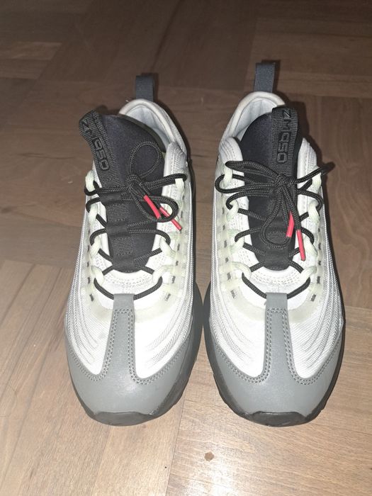 Маратонки Nike zoomx