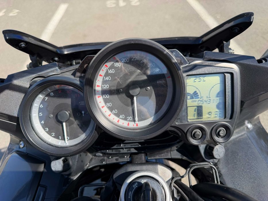 Yamaha FJR1300 ABS 2008 55.000 km – Stare excelentă