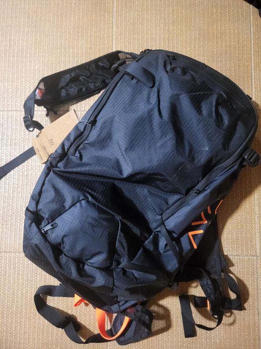 Avalanche backpack 27L
