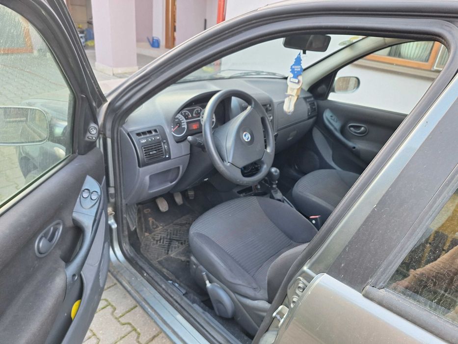 Fiat Albea 1,4 an 2006