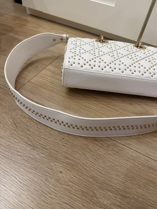 Dior Lambskin D Joy pearl studded чанта