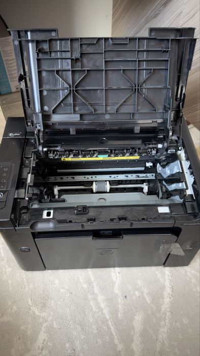 Продам принтер hp p1606dn