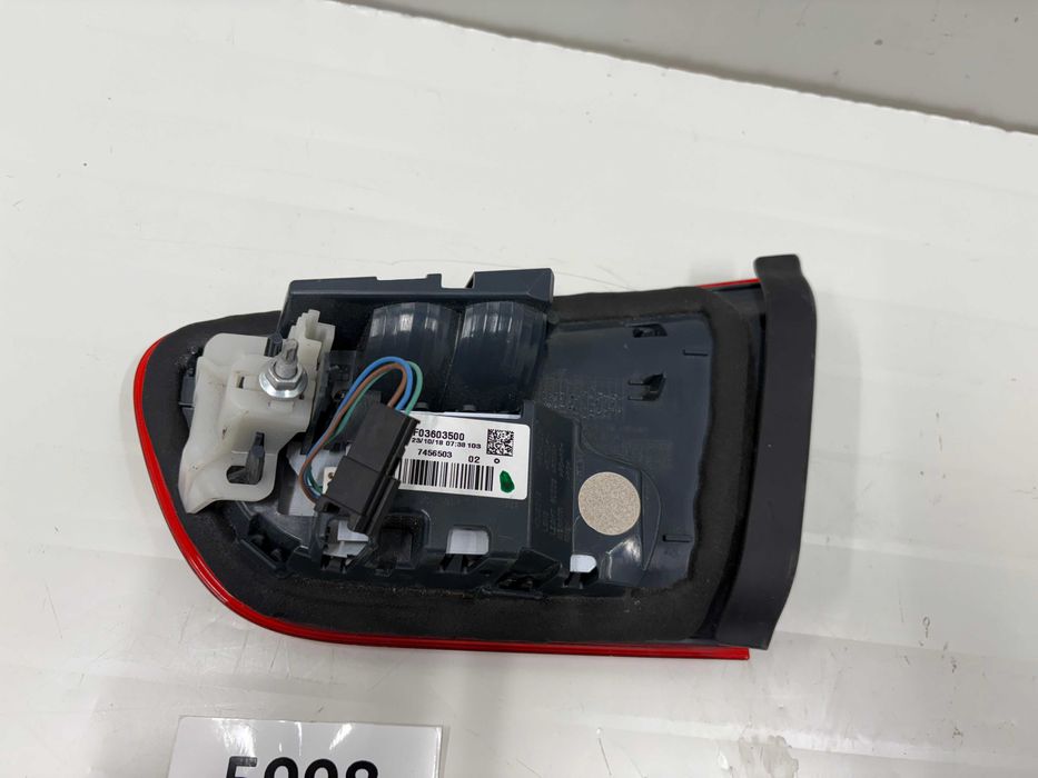 Ляв вътрешен стоп БМВ Ф20 Фейслифт Затъмнен Black Line