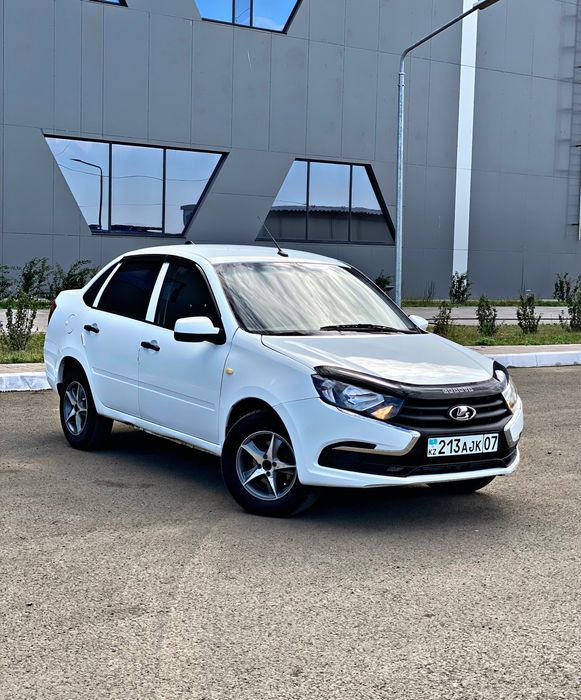 Lada Granta 2019г(kz-учет)механика