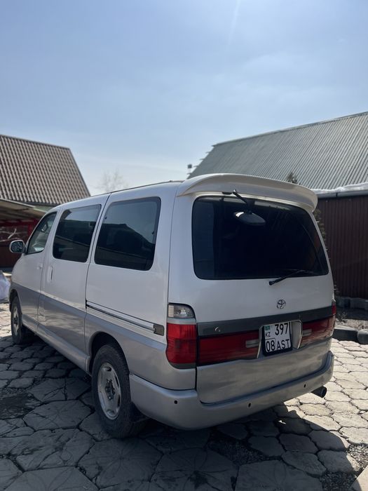 Продам Toyota Granvia