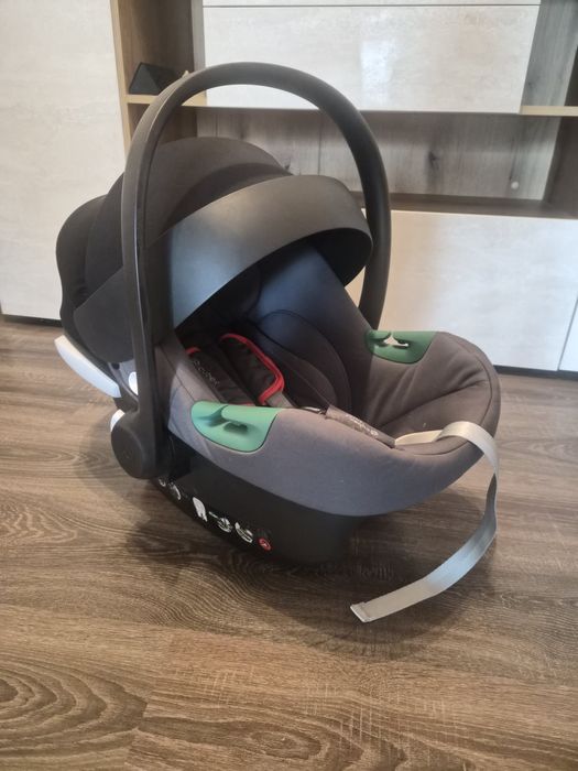 Продавам количка Sybex balios S