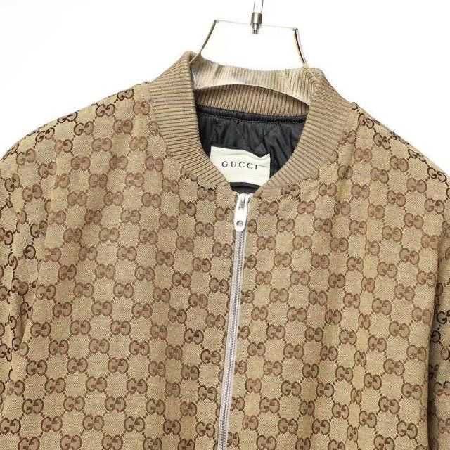 Продам кофту - бомбер (принт GUCCI)
