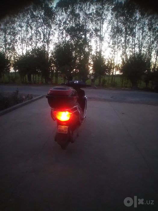 sukuter armada motors