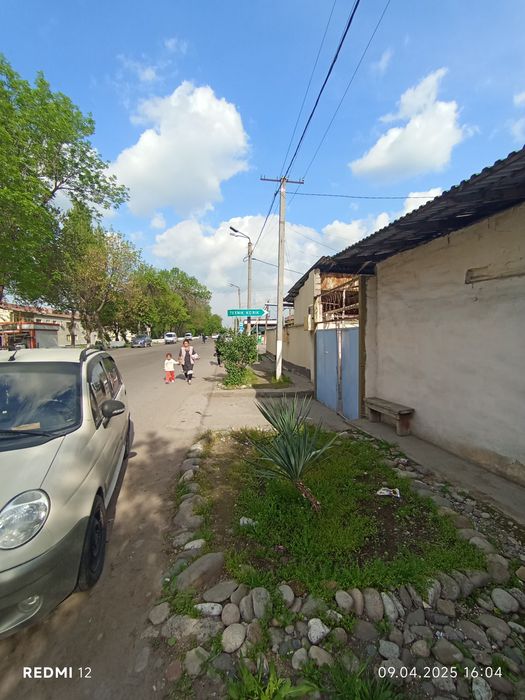 Uy sotiladi bektemir