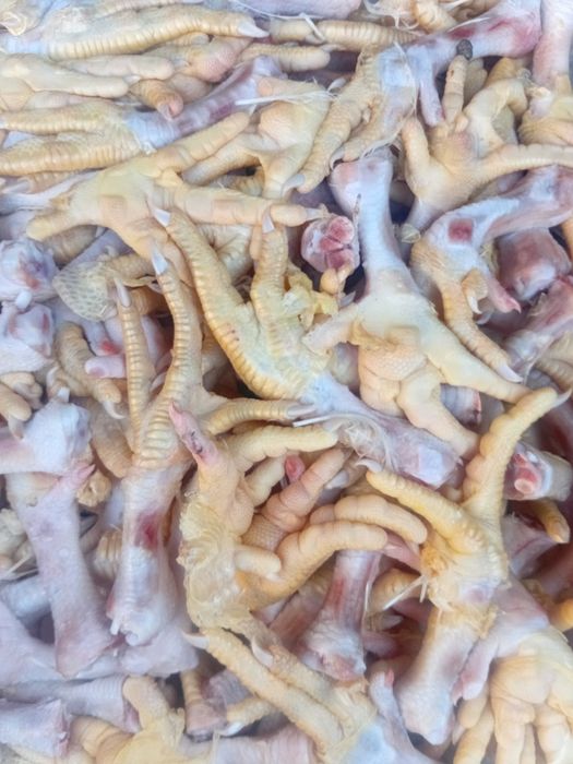 Куриные лапки  головы