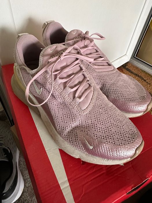 Дамски маратонки Nike