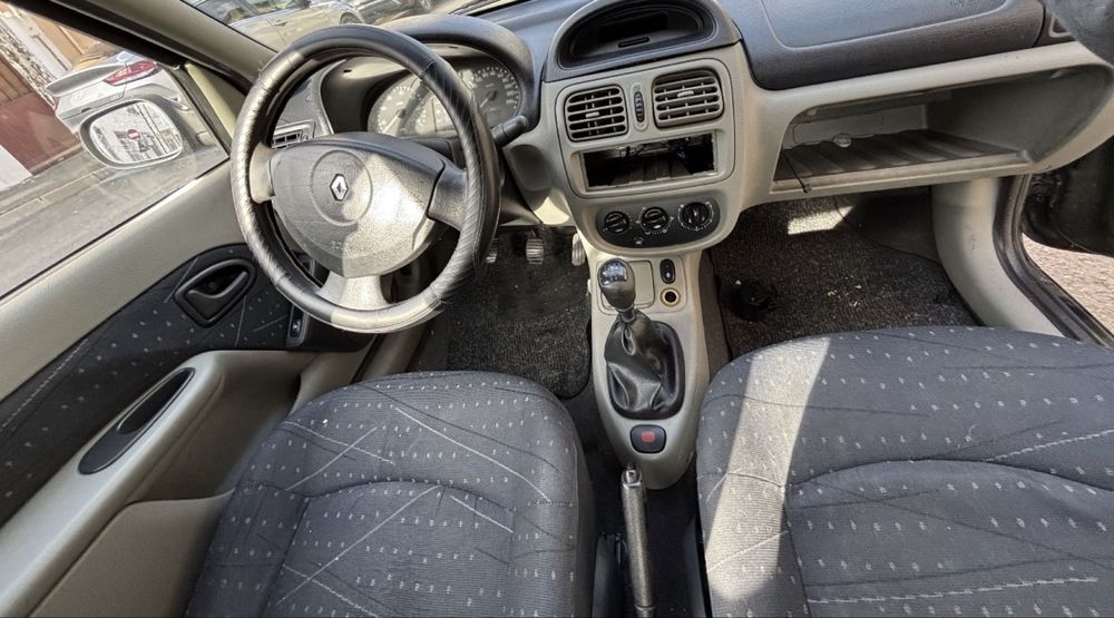 Renault Clio 2004 Diesel pret fix