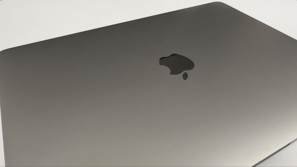 Apple MacBook Pro M1 16GB RAM